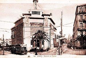 2123- Oran - Place Karguentah - Maison du Colon